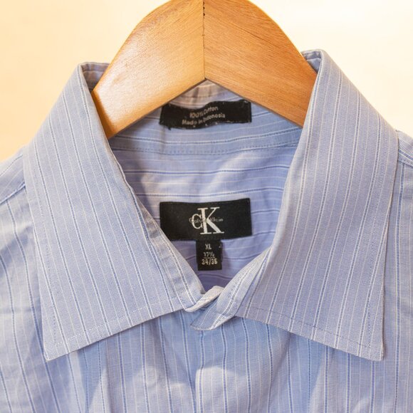 Calvin Klein stripe shirt - Picture 2 of 3